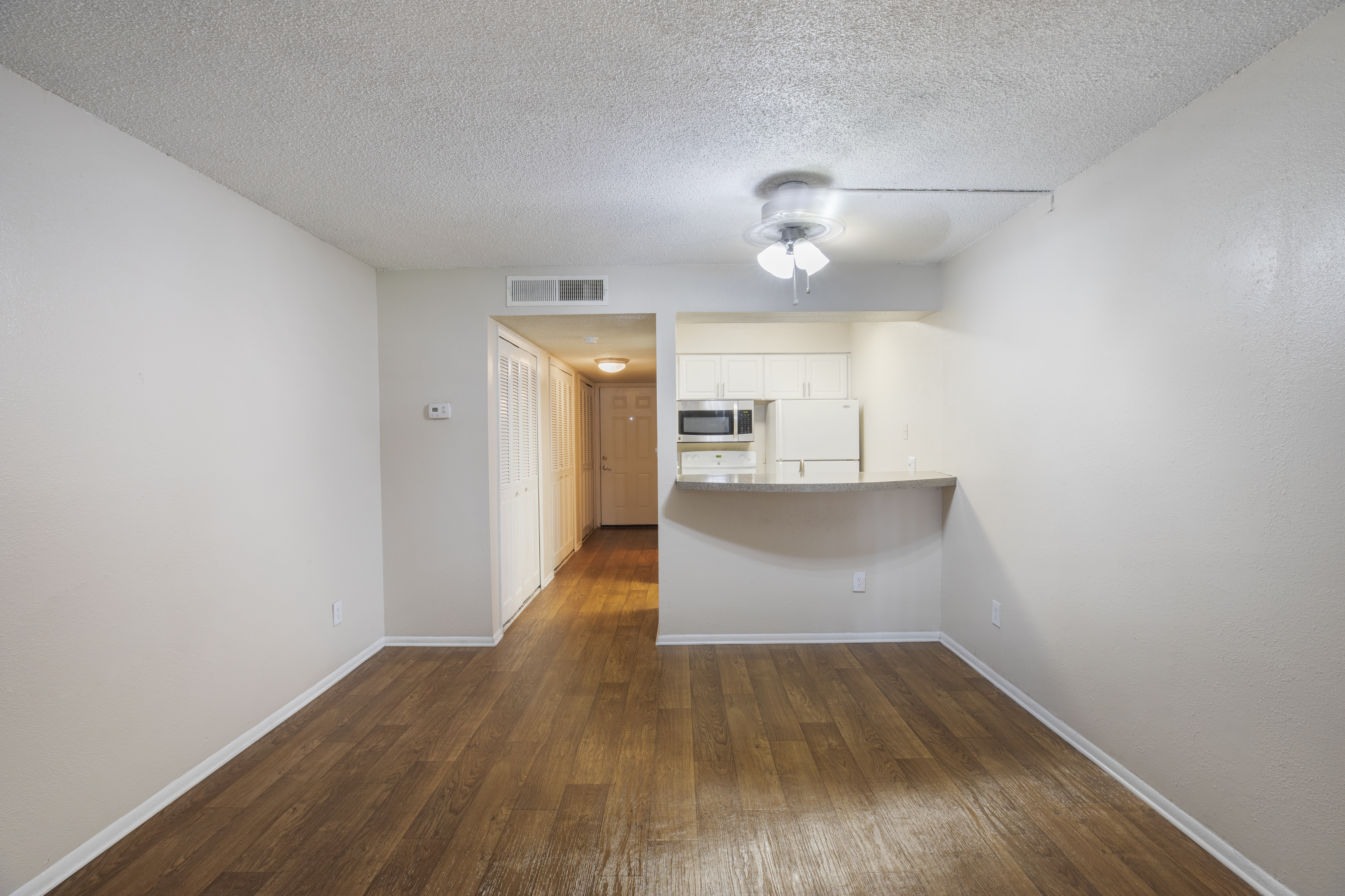 Carlyle Court & Pendelton Park Villas The Multifamily Advisory Group